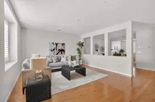 Photo #5: 226046795 Listing