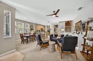 Photo #3: 226046914 Listing 