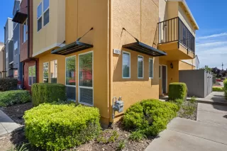 Photo #1: 226047569 Listing 