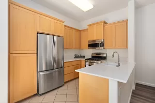 Photo #6: 226047569 Listing 