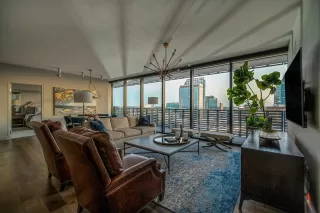 Photo #1: 226047906 Listing 