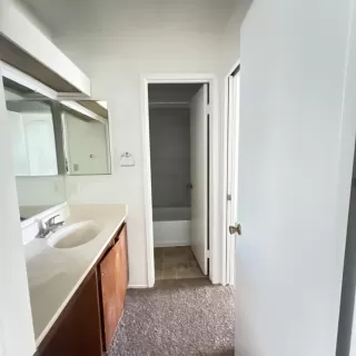 Photo #1: 226048126 Listing 