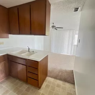 Photo #3: 226048126 Listing 