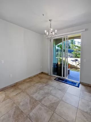 Photo #5: 226048212 Listing 