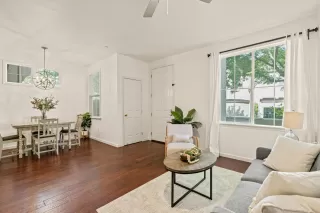 Photo #6: 226048223 Listing 
