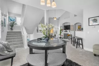 Photo #4: 226048311 Listing 