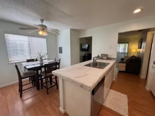 Photo #6: 226048457 Listing 