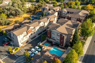 Photo #2: 226048585 Listing 