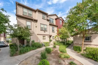 Photo #5: 226048585 Listing 