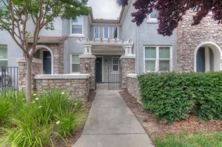 Photo #5: 226048925 Listing 