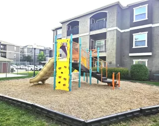 Photo #3: 226049229 Listing 