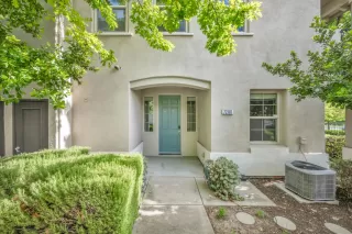 Photo #1: 226049410 Listing 