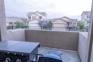 Photo #1: 226049512 Listing 