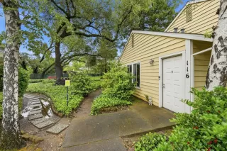 Photo #3: 226049938 Listing 