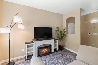 Photo #1: 226050127 Listing 
