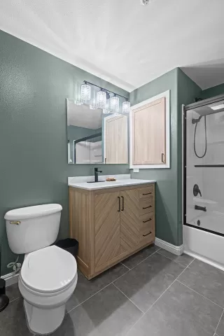 Photo #4: 226050127 Listing 