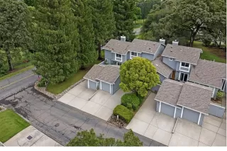 Photo #1: 226050433 Listing 