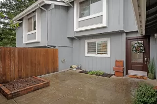 Photo #3: 226050433 Listing 