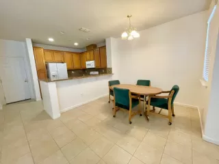 Photo #4: 226050487 Listing 