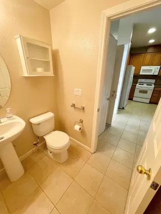 Photo #6: 226050487 Listing 