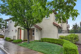 Photo #2: 226050832 Listing 