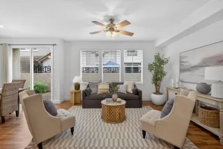 Photo #6: 226050832 Listing 