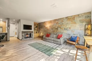 Photo #6: 226050895 Listing 