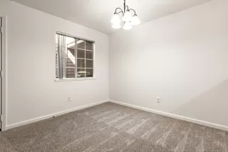 Photo #6: 226050948 Listing 