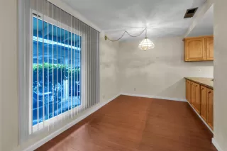 Photo #5: 226051449 Listing 