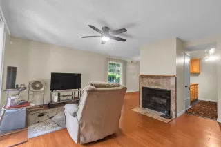 Photo #6: 226051449 Listing 