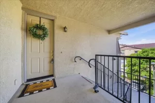 Photo #2: 226051868 Listing 