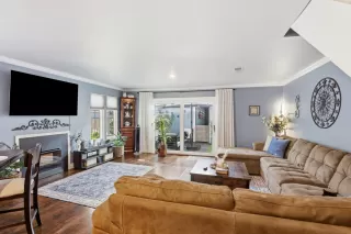 Photo #5: 226052068 Listing 