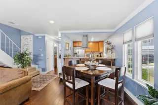 Photo #6: 226052068 Listing 