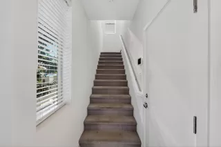 Photo #4: 226052943 Listing 