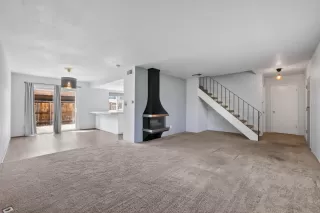 Photo #2: 226052997 Listing 