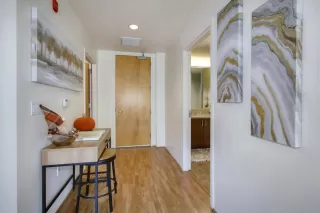 Photo #3: 226053058 Listing 