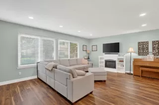 Photo #2: 226053303 Listing 