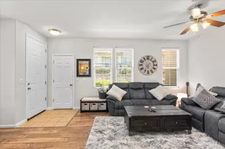 Photo #6: 226053328 Listing 