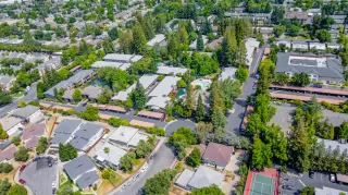 Photo #6: 226053893 Listing 