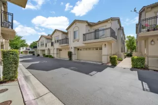 Photo #5: 226053989 Listing 