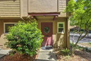 Photo #1: 226054255 Listing 