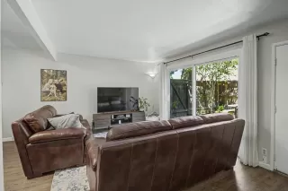 Photo #4: 226054255 Listing 