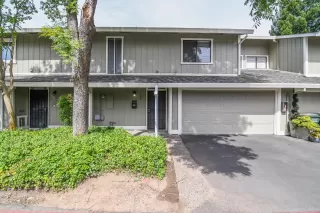 Photo #1: 226054304 Listing