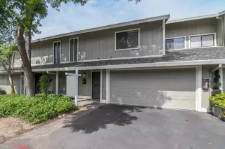 Photo #2: 226054304 Listing