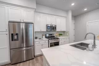 Photo #5: 226054741 Listing 