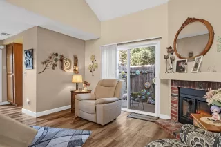 Photo #6: 226054767 Listing 