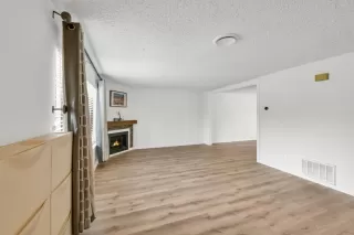 Photo #5: 226055534 Listing 