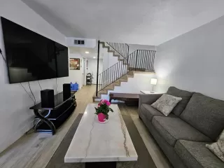 Photo #3: 226055841 Listing 