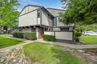 Photo #2: 226056210 Listing 
