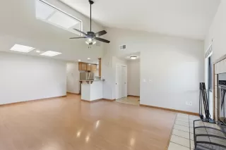 Photo #6: 226056325 Listing 